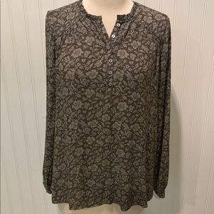 FRYE AND CO. Green Floral Top with Embroidered Trim Size S